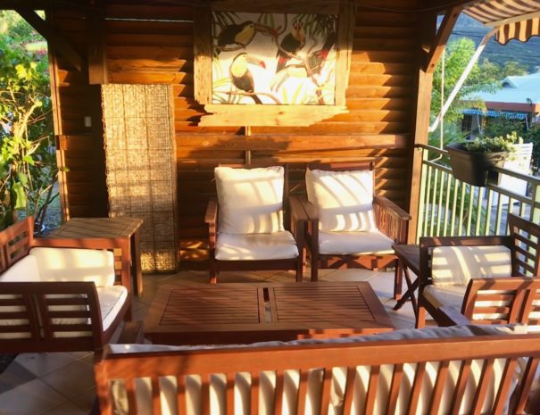 Salon extérieur couvert